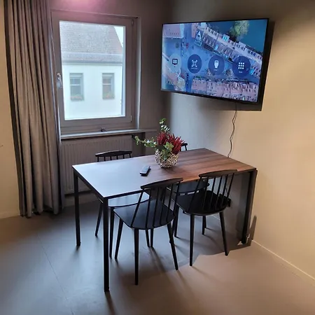 Xzllenz Kueche Bad S-bahn Parken Smart-tv Wellbeing アパート