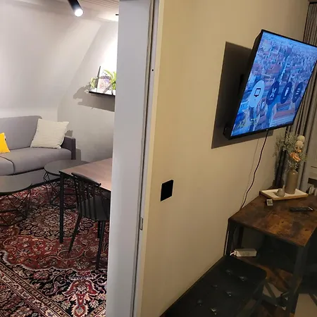Xzllenz Küche Bad S-bahn Parken Smart-tv Wellbeing *