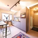 Xzllenz Kueche Bad S-bahn Parken Smart-tv Wellbeing Apartament