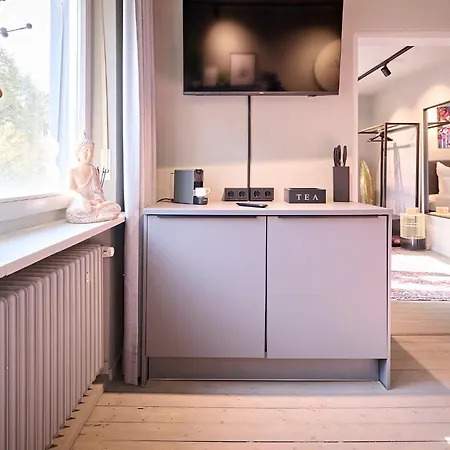 Apartment Xzllenz Kueche Bad S-bahn Parken Smart-tv Wellbeing