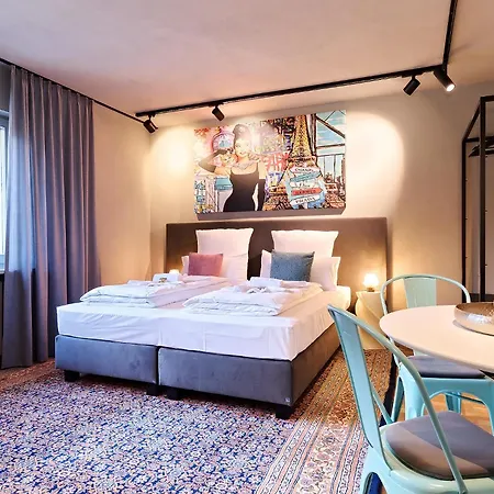 Xzllenz Kueche Bad S-bahn Parken Smart-tv Wellbeing Apartment *