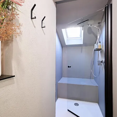Xzllenz Kueche Bad S-bahn Parken Smart-tv Wellbeing *