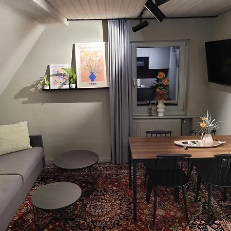 Xzllenz Kueche Bad S-bahn Parken Smart-tv Wellbeing *