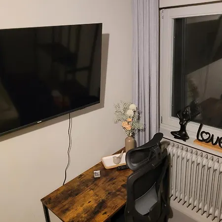 Xzllenz Kueche Bad S-bahn Parken Smart-tv Wellbeing Apartament *